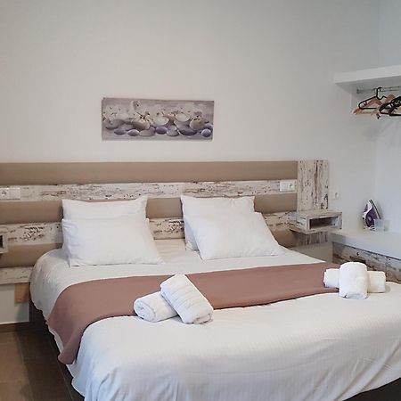 Ola Kala Apartments And Rooms Βλυχό Δωμάτιο φωτογραφία