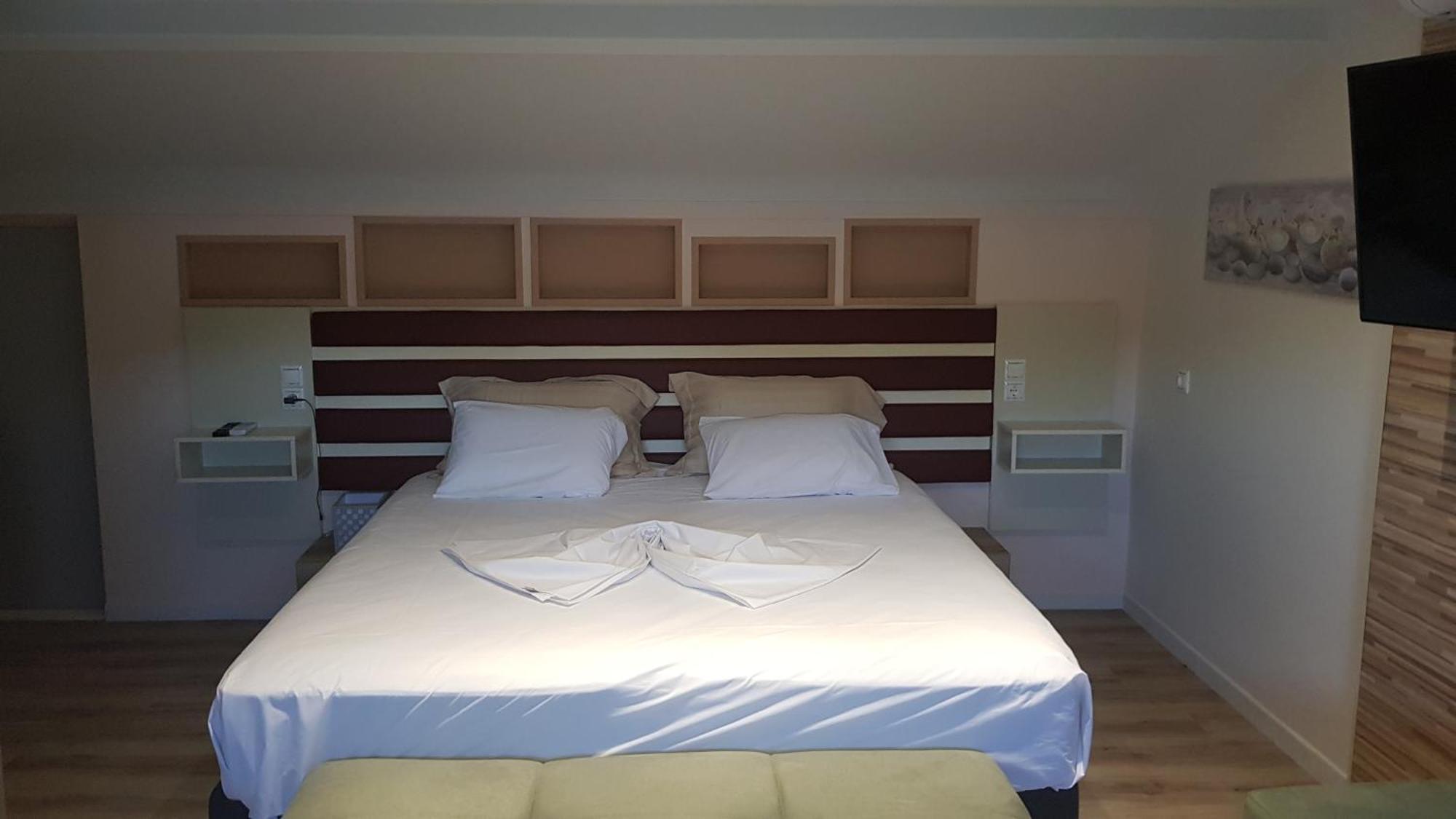 Ola Kala Apartments And Rooms Βλυχό Δωμάτιο φωτογραφία