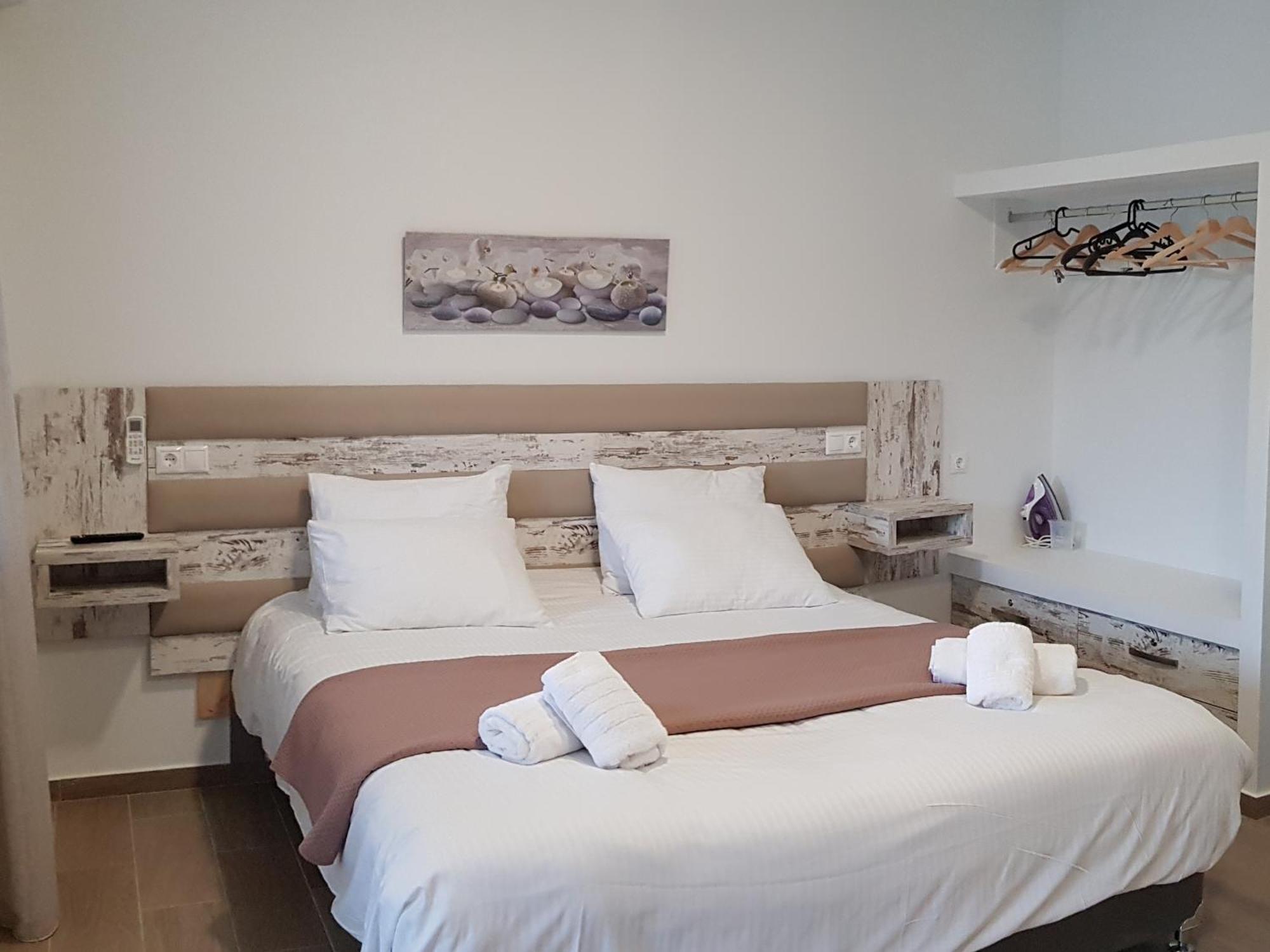 Ola Kala Apartments And Rooms Βλυχό Δωμάτιο φωτογραφία